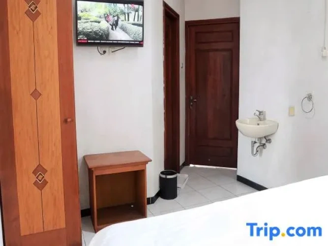 3 Bedrooms Cottage