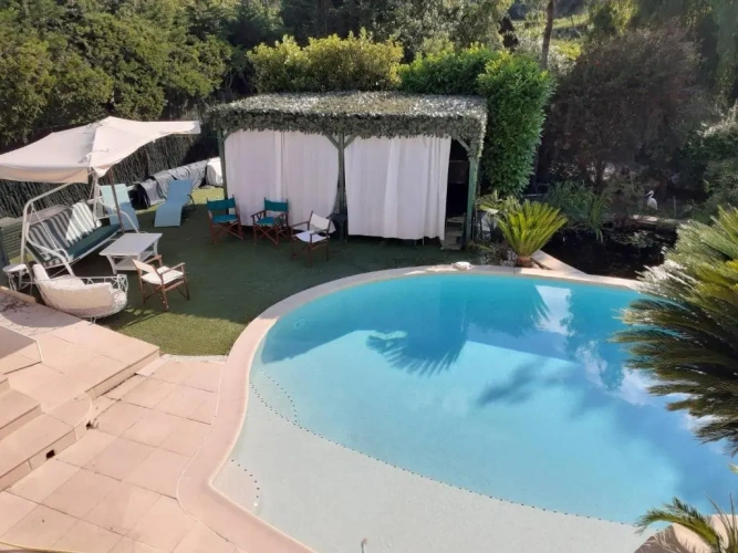 Villa