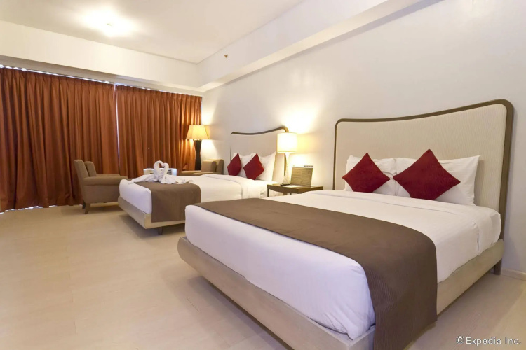 La Mirada Hotel