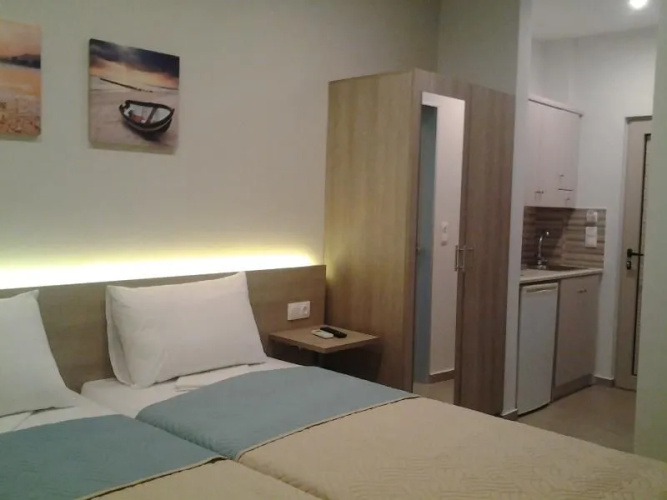 Lola Apartments