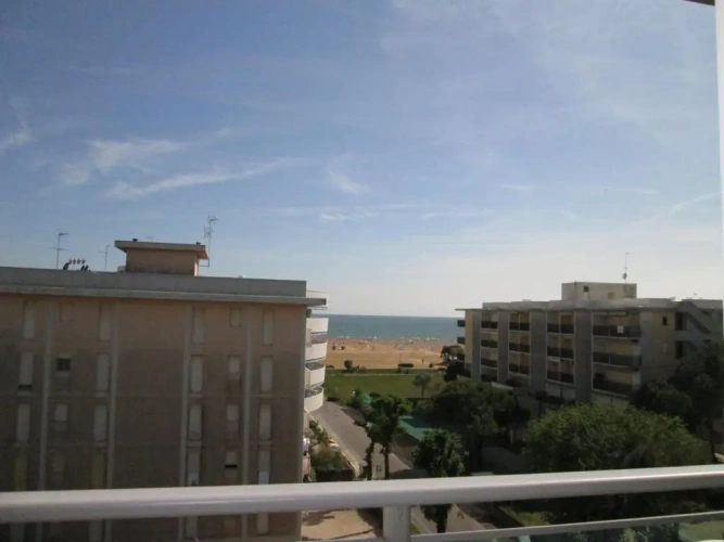 1 Bedroom Apartment with balcony