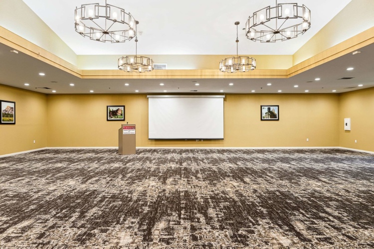 Best Western Plus Sonora Oaks Hotel & Conference Center photo 17