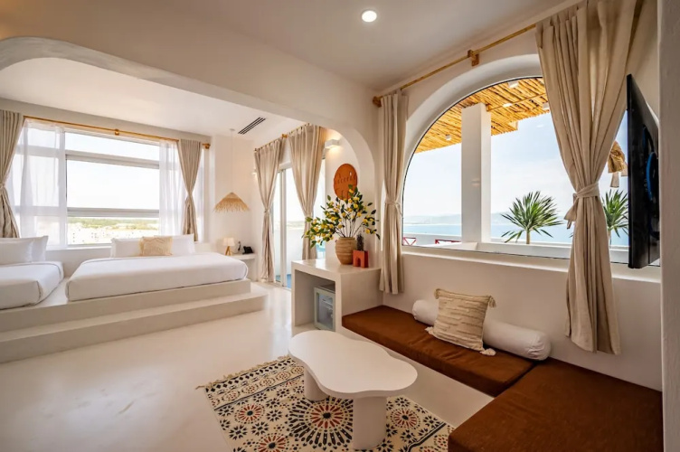 Happiness Hotel