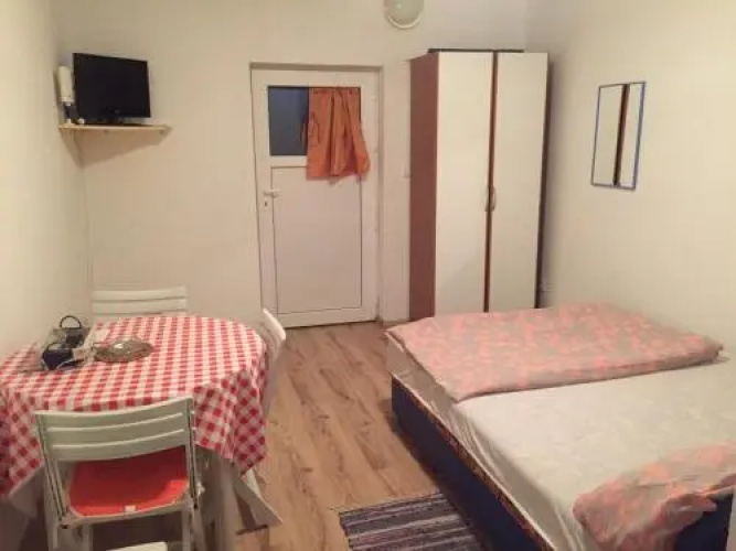 Studio Apartments MT