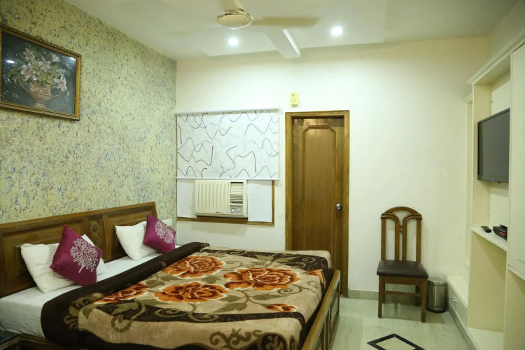 Jyoti Hotel