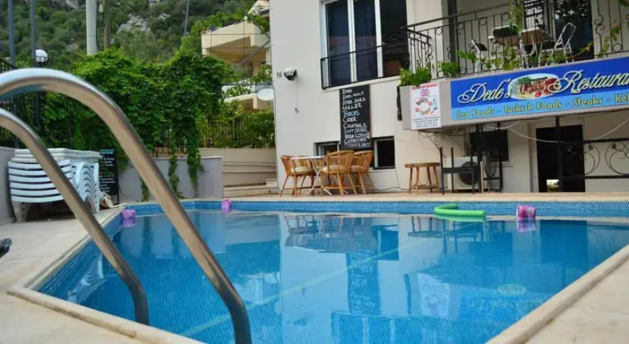 Deniz Apartments
