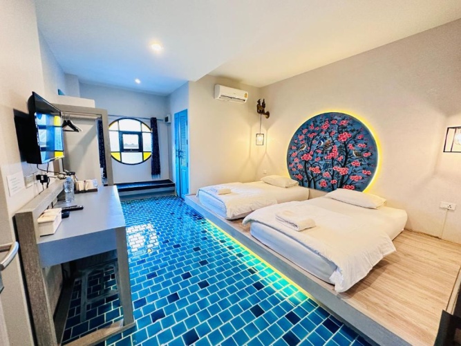 Standard Twin room