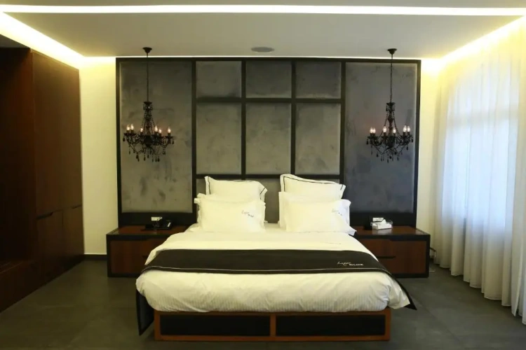 Royal Suite with balcony and with view