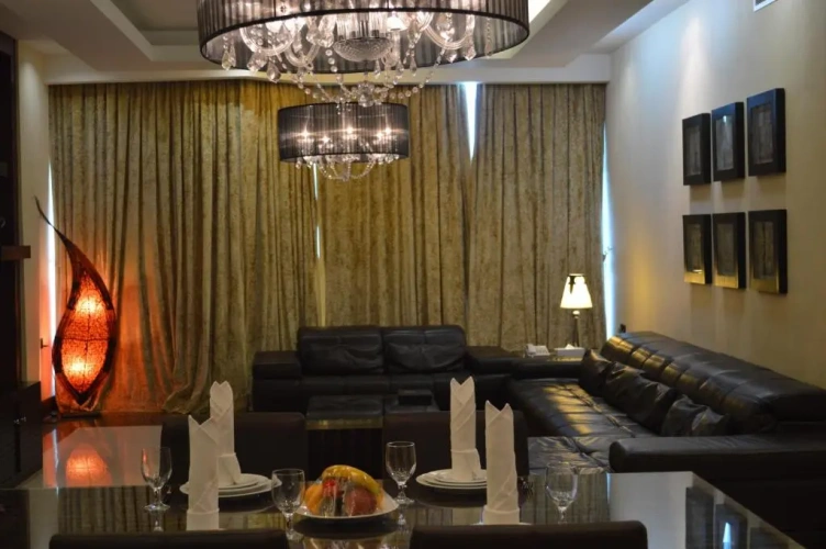 1 Bedroom Suite