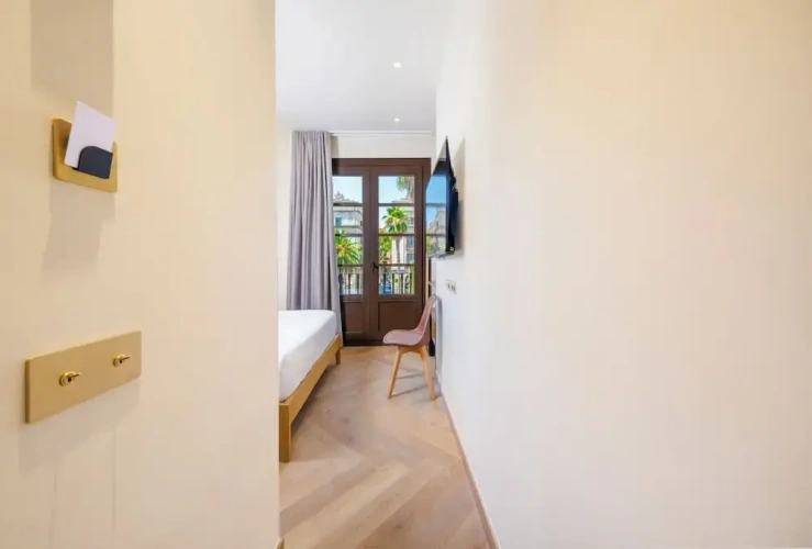 Deluxe Double room with balcony and with city view