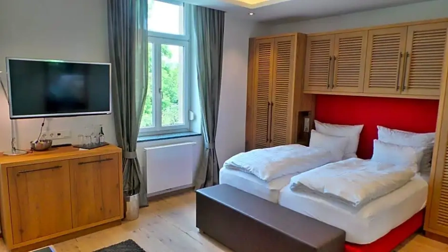 Standard Double room with view