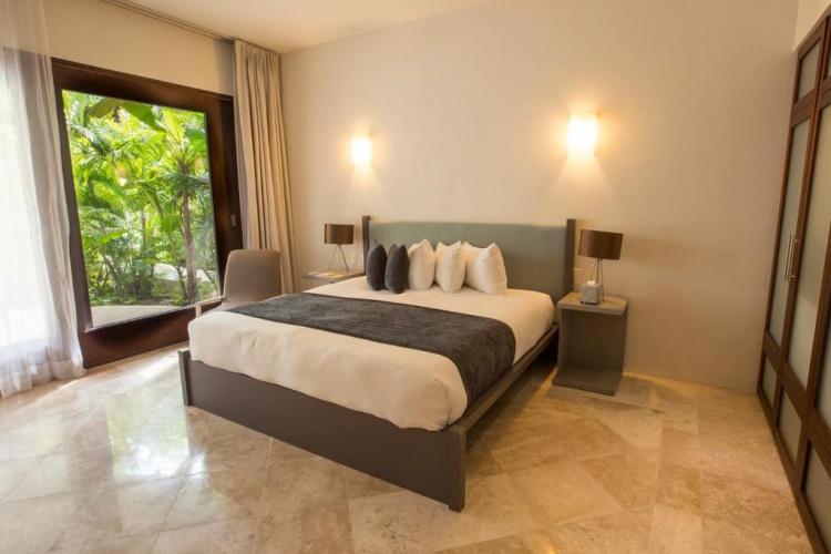 1 Bedroom Penthouse Villa with balcony and with view