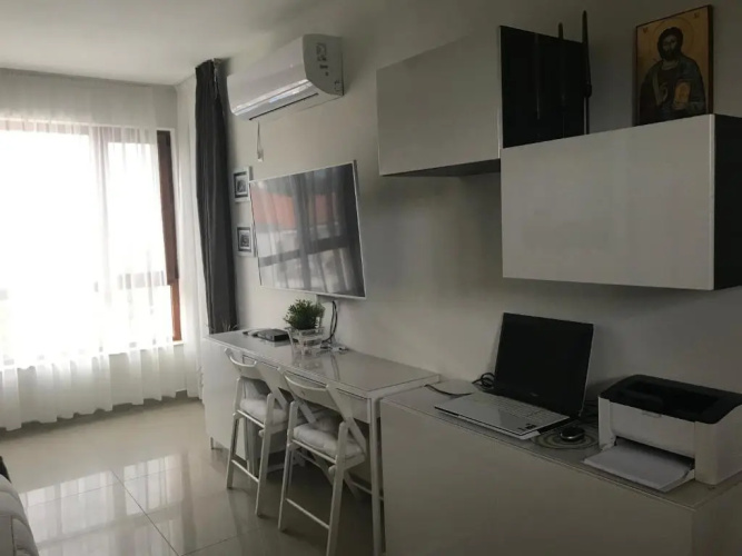 Paradise Bay D8 Apartment