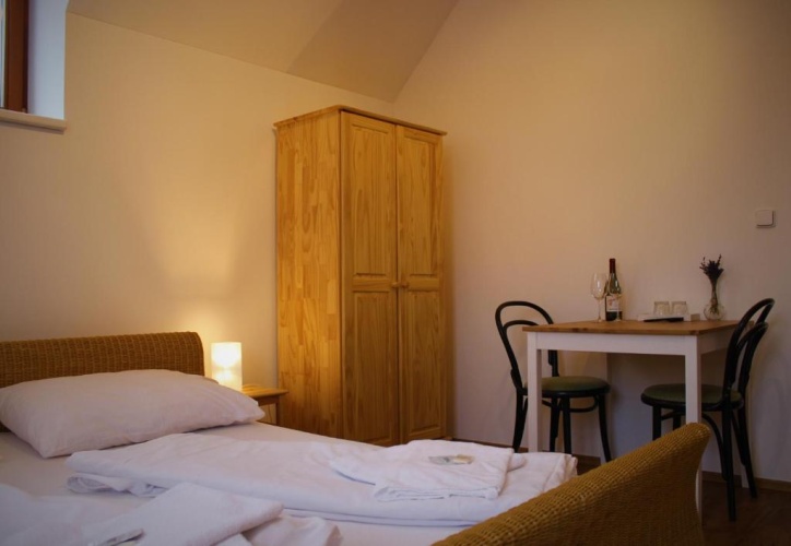 1 Bedroom Standard Twin room