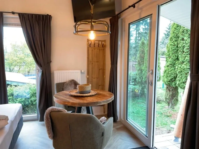 Deluxe Bungalow with garden view
