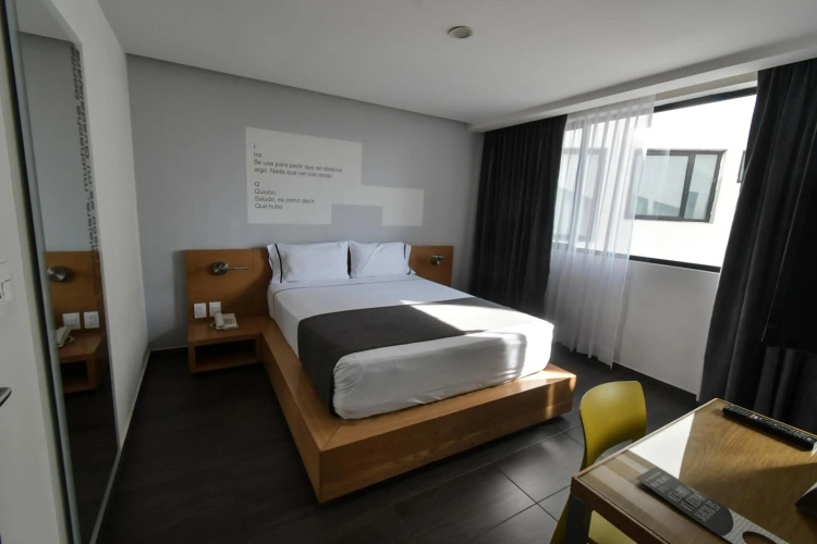 Perla Central Hotel