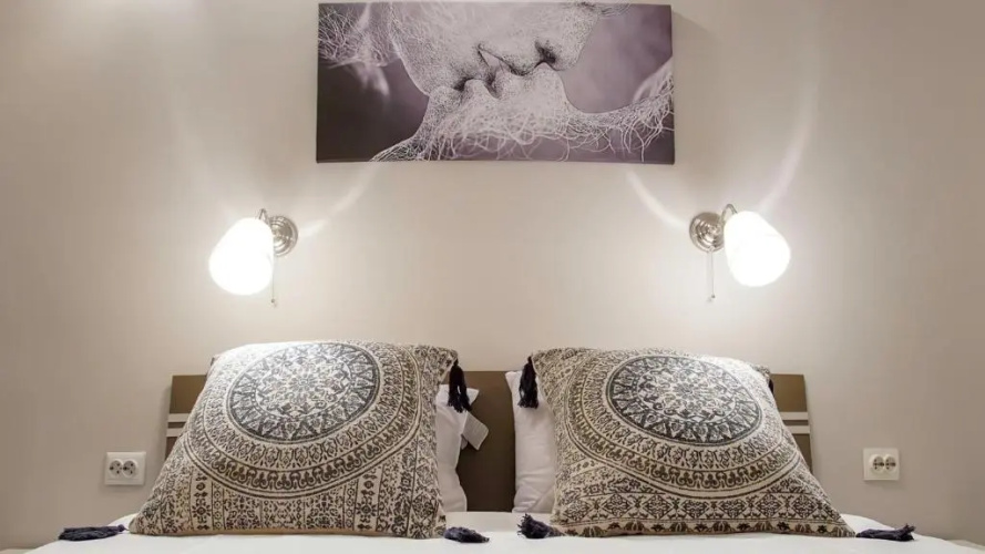 Apartment 4 four