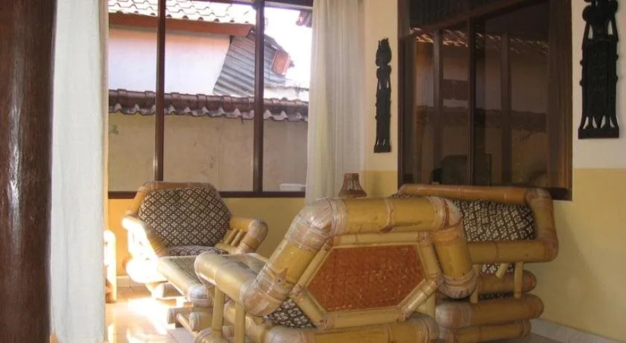 Ombak Putih Bungalows