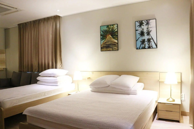 Yilin Pension