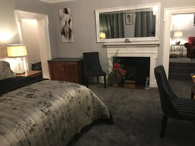 Castle Hotel