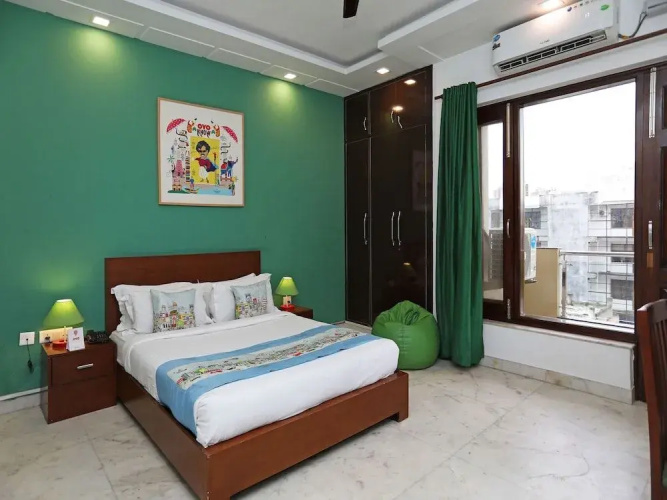 OYO Flagship 136 Sector 45 Noida