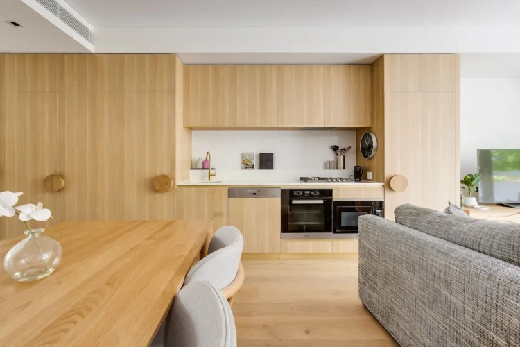 2 Bedrooms Apartment