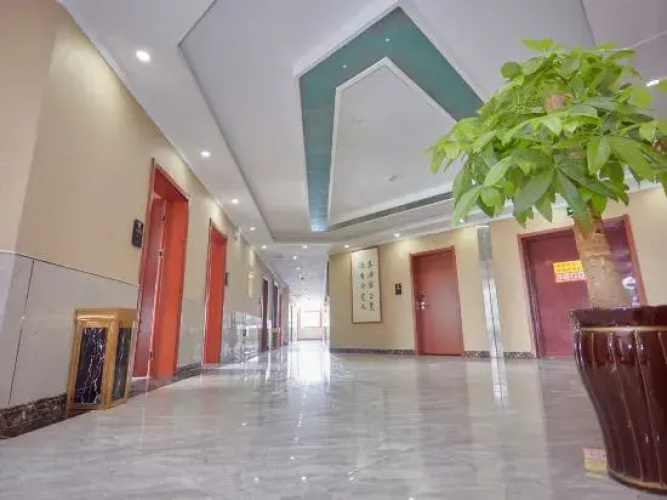 Mingjun Express Hotel (South Railway Station)