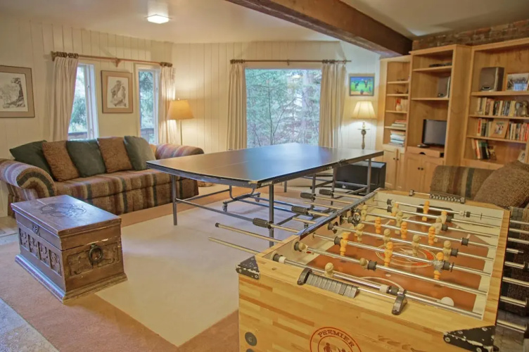 16 Forest Rd - 5 Br Home