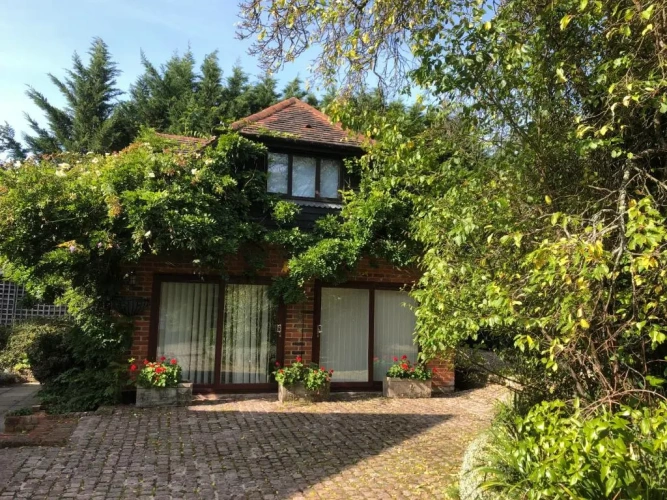1 Bedroom Cottage