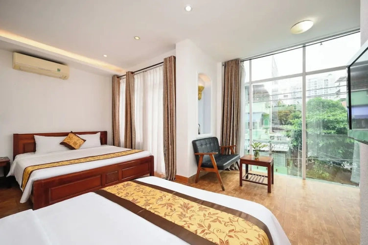 Deluxe Family room