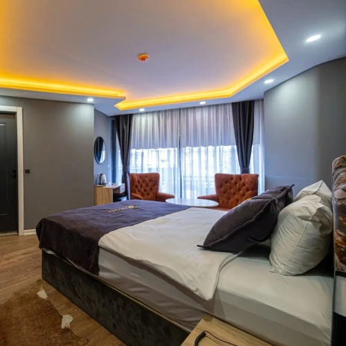Standard Double room with city view
