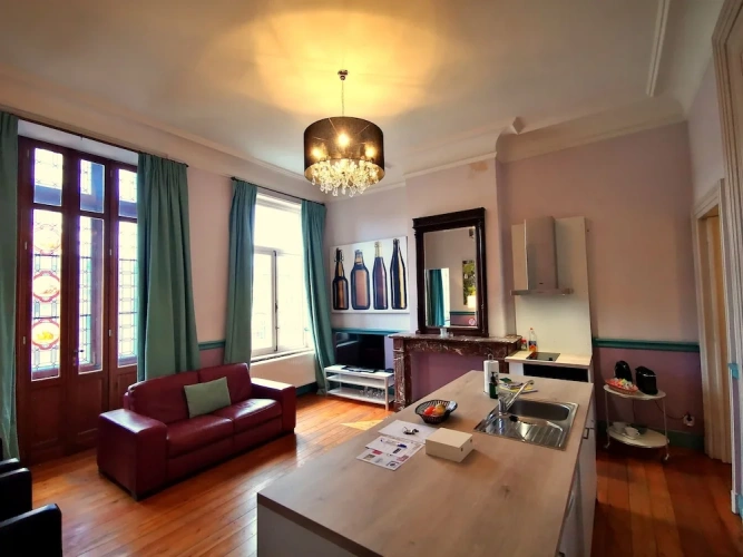 Deluxe Studio