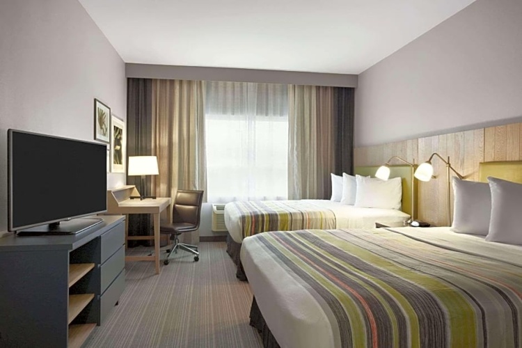 Quadruple Suite