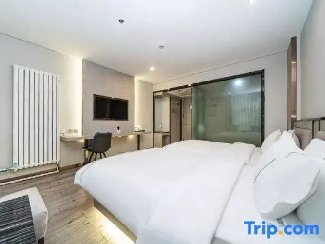 Premium Twin room