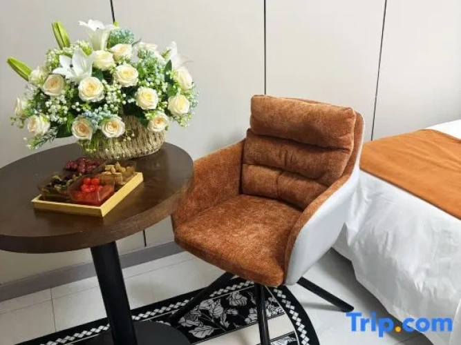 Premium Twin Basement room