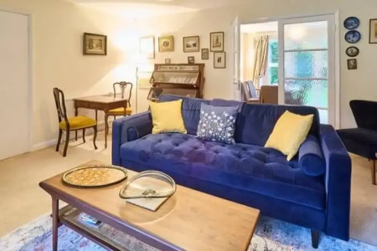 Host Stay Mayfield