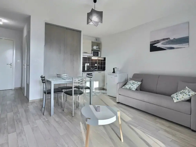 Studio in Valras-plage Near Sandy Beach