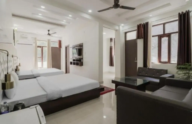 Standard Family room