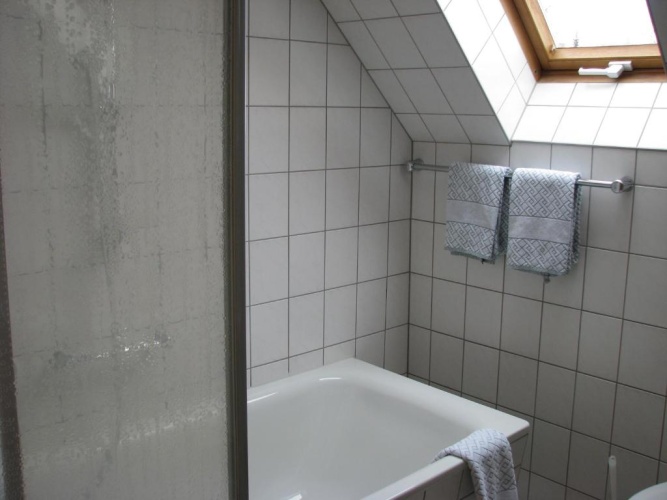 3 Bedrooms Apartment