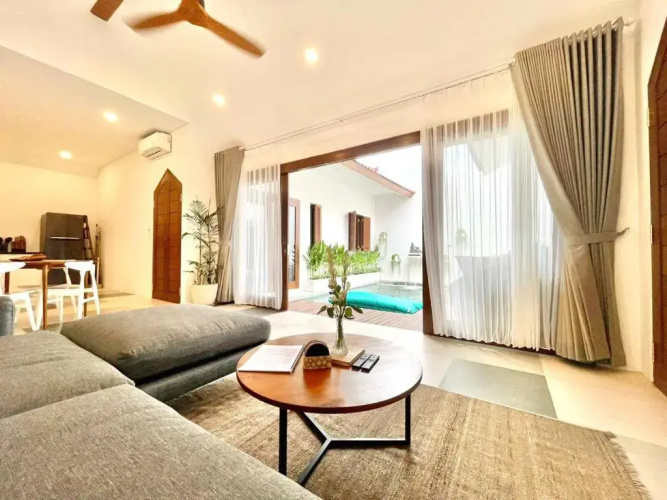 King Bed Pool Villa Paradise - North Seminyak