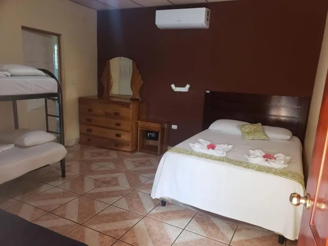 Standard Quadruple room with view