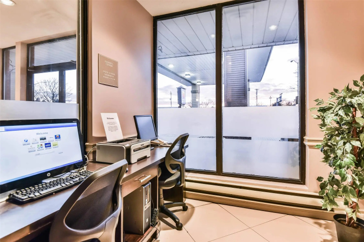 Comfort Inn & Suites Ambassador Bridge photo 9