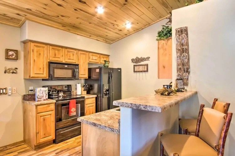 2 Bedrooms Cottage