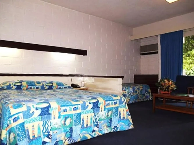 Standard room with balcony and with garden view