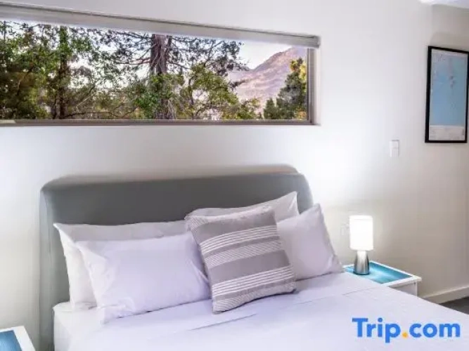 2 Bedrooms Cottage