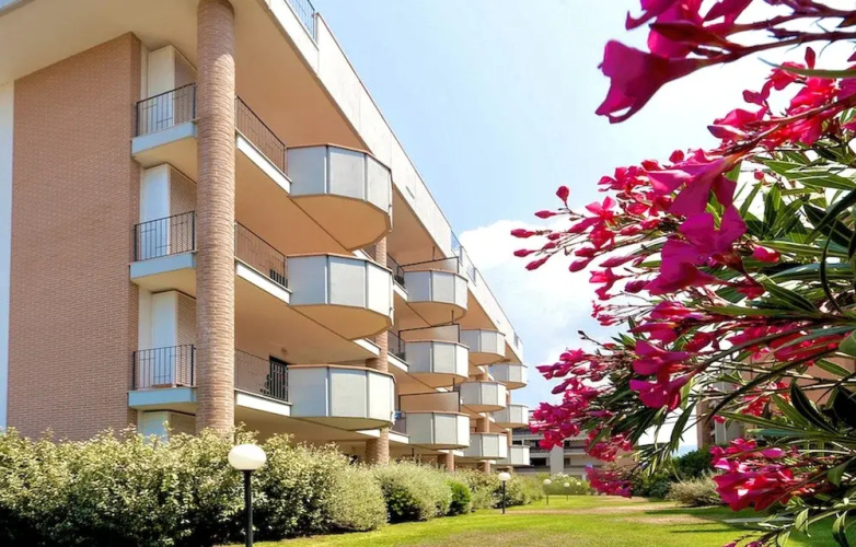 Residence With Pool In San Vincenzo - San Vincenzo