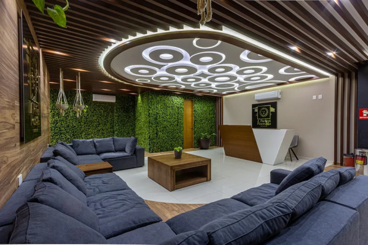 Luxury Sea view Studio on the 5th Av