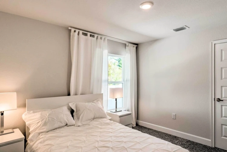 4 Bedrooms Cottage