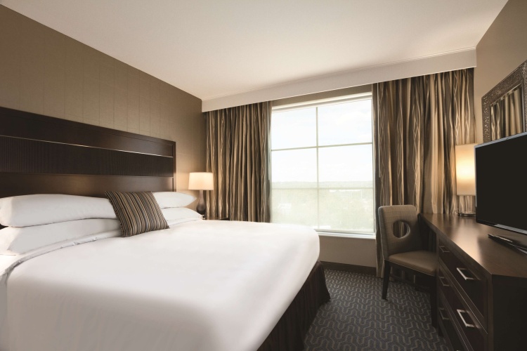 Embassy Suites Springfield photo 7