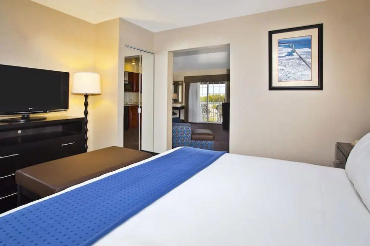 Double Suite